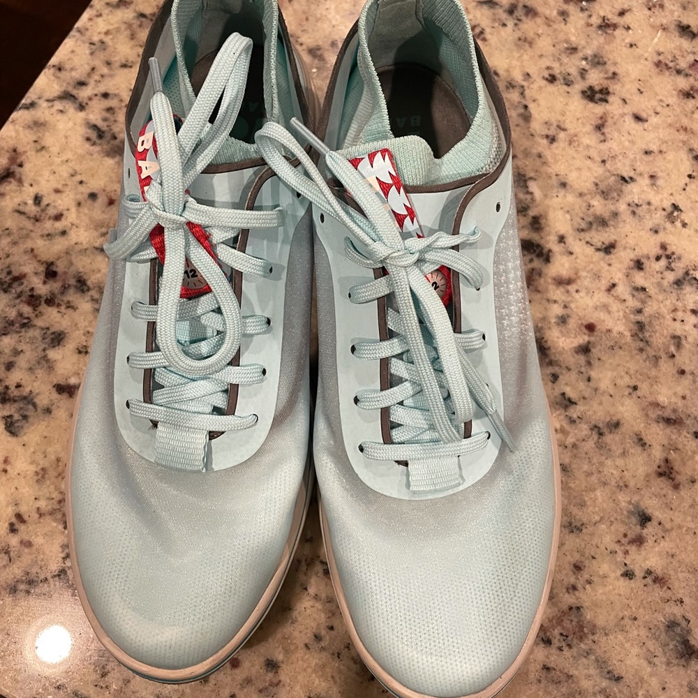Size 8 Bala Twelves.
